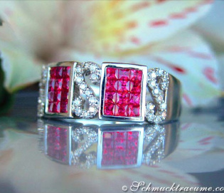 Aparter Rubin Ring mit Brillanten