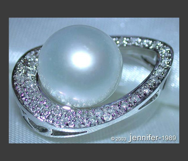 Attraktiver Südseeperle Anhänger im Mikimoto Design #1 Attraktiver Südseeperle Anhänger im Mikimoto Design #1