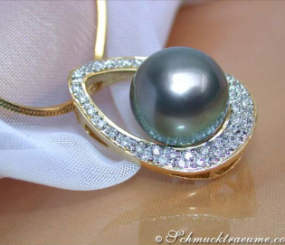 Traumhafter Tahitiperle Brillanten Anhänger im Mikimoto Design