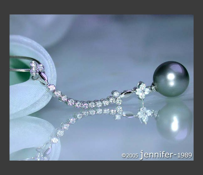 Floraler Tahitiperle Anhänger mit Brillanten #1 Floraler Tahitiperle Anhänger mit Brillanten #1