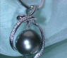 Verspielter Tahitiperle Anhänger mit Diamanten #5