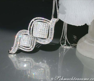 Prachtvoller Diamanten Anhänger (Princess, Baguette & Brillant Schliff) Prachtvoller Diamanten Anhänger (Princess, Baguette & Brillant Schliff)