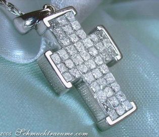 Exquisiter Diamanten Kreuz Anhänger (Invisible Setting)