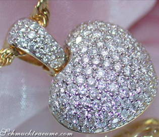 Feiner Herz Anhänger mit Brillanten in Gelbgold 750 Feiner Herz Anhänger mit Brillanten in Gelbgold 750
