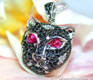 Ausgefallener Panther Anhänger mit schwarzen Diamanten Ausgefallener Panther Anhänger mit schwarzen Diamanten