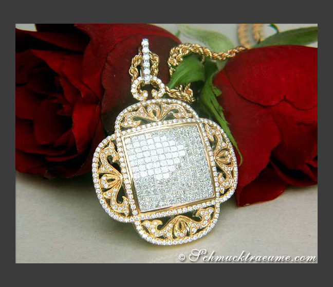 Luxuriöser Diamanten Anhänger in exzellenter Fertigung #1 Luxuriöser Diamanten Anhänger in exzellenter Fertigung #1
