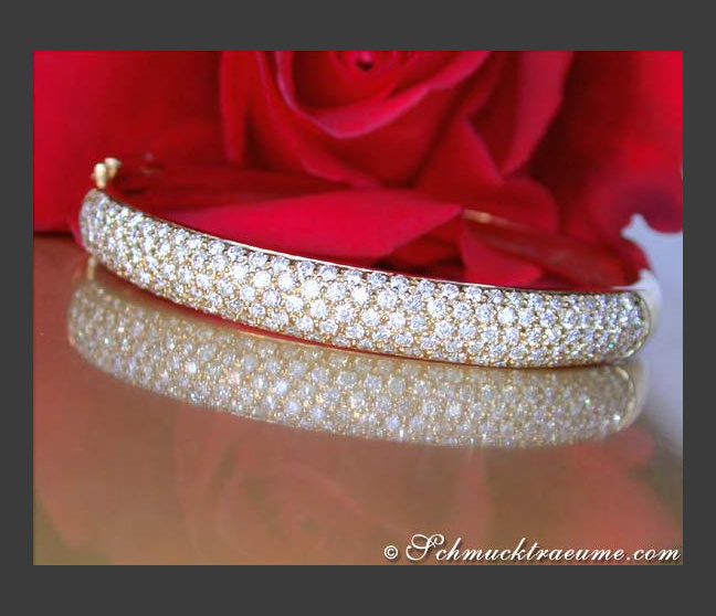Feinster Gelbgold Armreif mit Diamanten #1 Feinster Gelbgold Armreif mit Diamanten #1