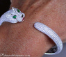 Exzellenter Panther Armreif mit Brillanten und Smaragden #7