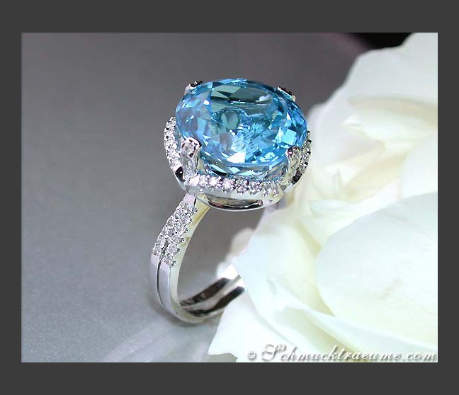 Exquisiter Blautopas Ring mit Brillanten #1 Exquisiter Blautopas Ring mit Brillanten #1