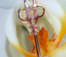 Femininer Diamanten Schlüssel Anhänger in Roségold #2