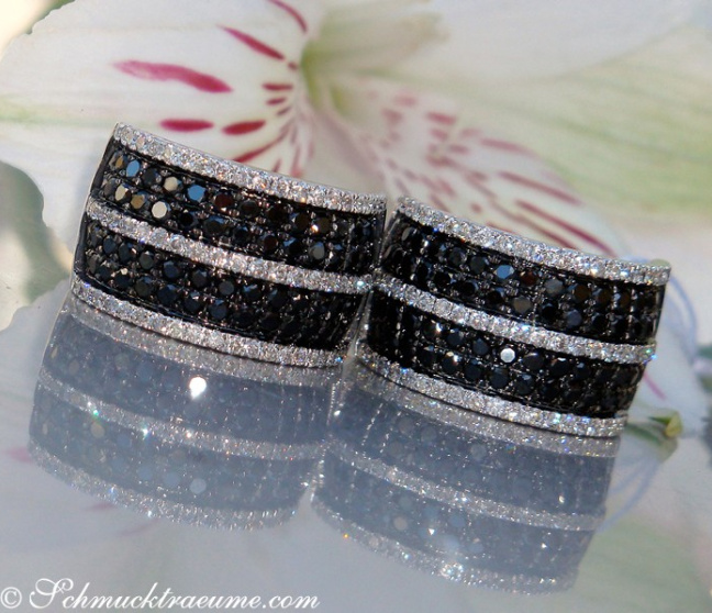 Auffallend attraktive schwarze Diamanten Ohrringe #1 Auffallend attraktive schwarze Diamanten Ohrringe #1