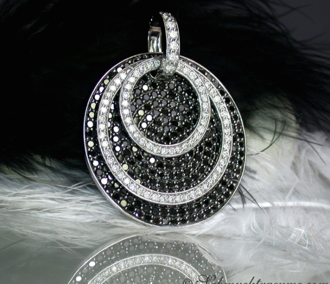 Wandelbarer Brillanten & schwarze Diamanten Anhänger #1 Wandelbarer Brillanten & schwarze Diamanten Anhänger #1