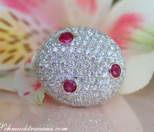 Opulent Ruby Diamond Ring Opulent Ruby Diamond Ring