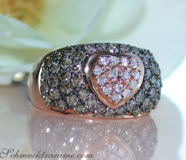 Zeitloser Herz Ring mit braunen und weißen Brillanten #1 Zeitloser Herz Ring mit braunen und weißen Brillanten #1