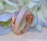 Überkreuzter Roségold Ring mit Diamanten #2