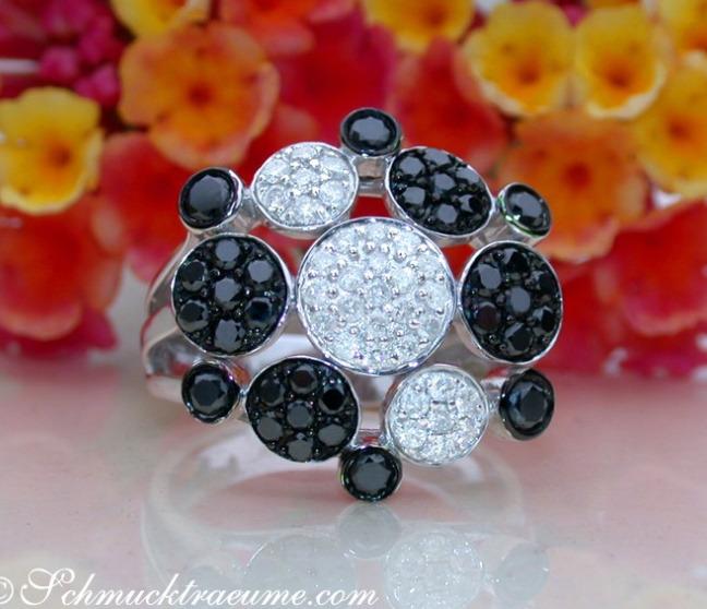 Ungewöhnlicher schwarze Diamanten Ring #1