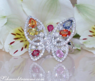 Beautiful Butterfly Ring with Multicolor Sapphires & Diamonds Beautiful Butterfly Ring with Multicolor Sapphires & Diamonds