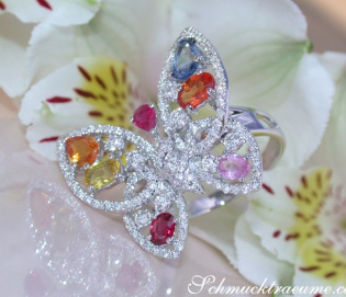 Beautiful Butterfly Ring with Multicolor Sapphires & Diamonds Beautiful Butterfly Ring with Multicolor Sapphires & Diamonds