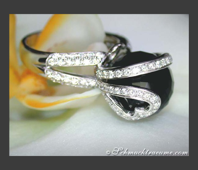 Ungewöhnlicher Onyx Ring mit Brillanten #1 Ungewöhnlicher Onyx Ring mit Brillanten #1
