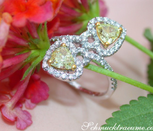 Feminine Diamond Heart Ring with Yellow Diamonds Feminine Diamond Heart Ring with Yellow Diamonds