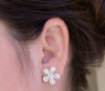 Bezaubernde Diamant Ohrstecker im Blüten Design in Weißgold 585 #3