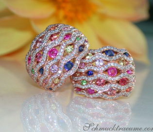 Stattliche Regenbogen Saphir Ohrringe mit Diamanten Stattliche Regenbogen Saphir Ohrringe mit Diamanten
