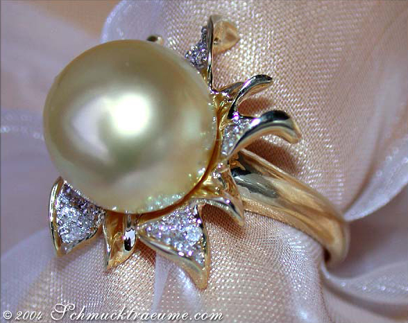 Southsea Pearl Diamond Ring (Blossom Design) » Juwelier Schmucktraeume.com