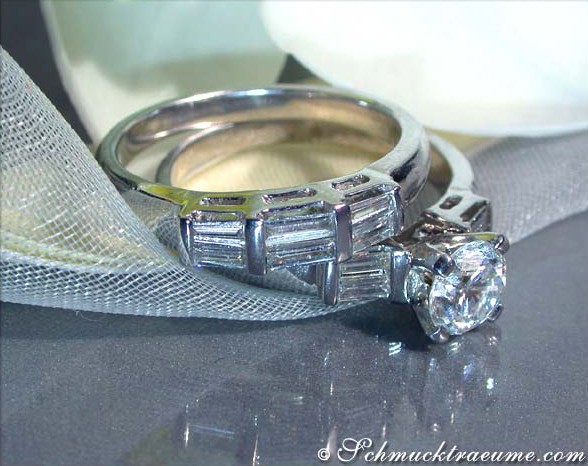 Weißgold-Ring mit Brillant und Baguette-Diamanten, Detailaufnahme
