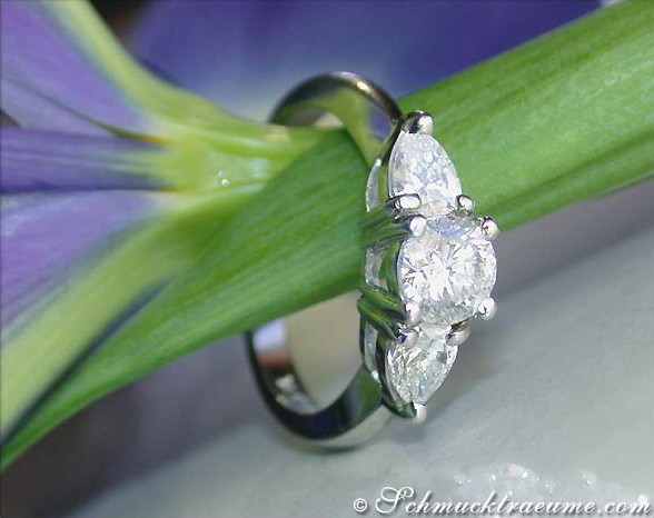 Femininer Brillant Solitär Ring mit Tropfen Diamanten - Image 3