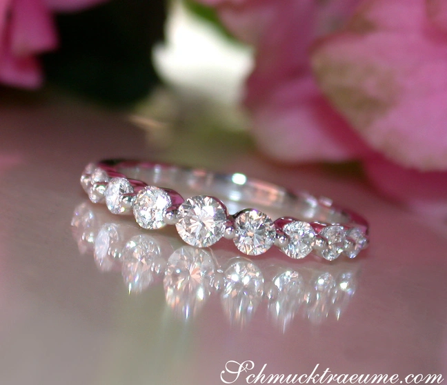 Brillanten Ring "Schwebender Diamant" - Image 1 Brillanten Ring "Schwebender Diamant" - Image 1