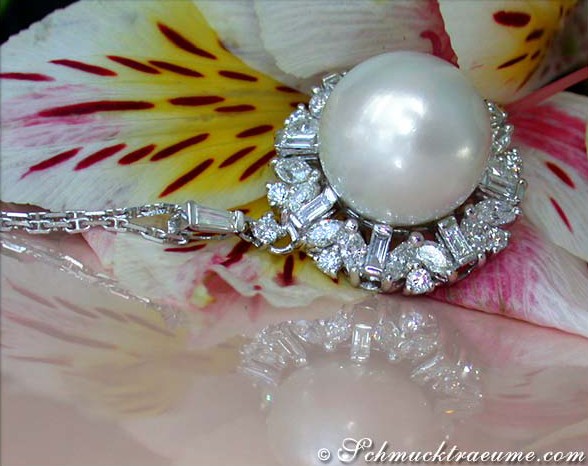 Südseeperlen-Anhänger mit Diamanten in Weißgold 750