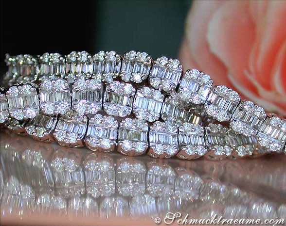 Exklusives Brillanten & Baguette Diamanten Collier (14.50 ct.) - Image 2