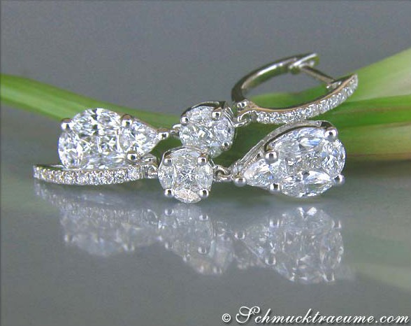 Herrliche Diamanten Ohrringe im Illusion-Design - Image 7