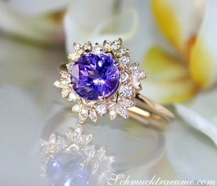 Zarter Tansanit-Ring mit Diamanten im Schneeflocken-Design