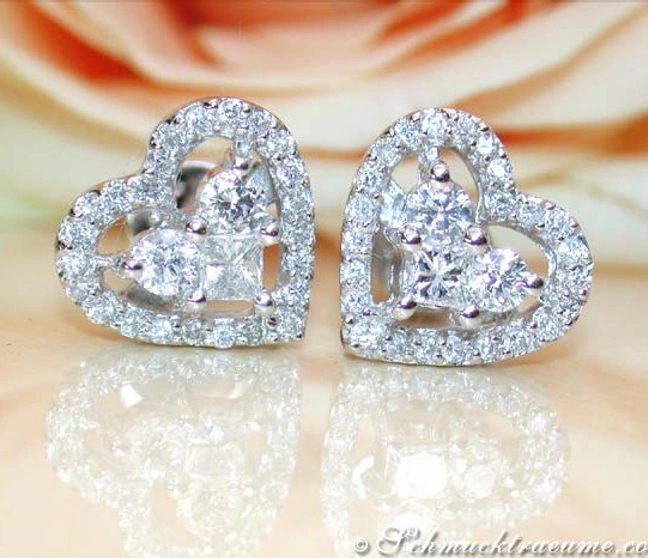 Feine Brillanten Herz Ohrstecker mit Princess Diamanten - Image 1 Feine Brillanten Herz Ohrstecker mit Princess Diamanten - Image 1