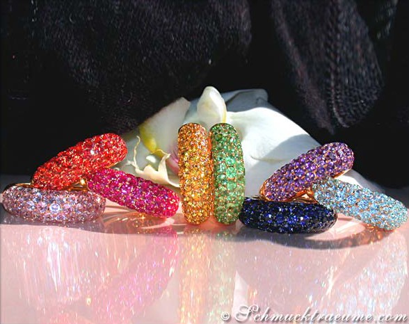 Farbenprächtige Amethyst Pavéringe in Gelbgold 585, detailreich präsentiert