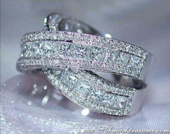 Meisterlicher Diamant-Ring in Weißgold, Detailaufnahme der Fassung