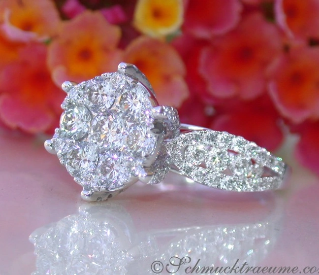 Erstklassiger Solitär-Ring mit 2.330 Karat TW VS2 Brillanten in Weißgold 750 Erstklassiger Solitär-Ring mit 2.330 Karat TW VS2 Brillanten in Weißgold 750