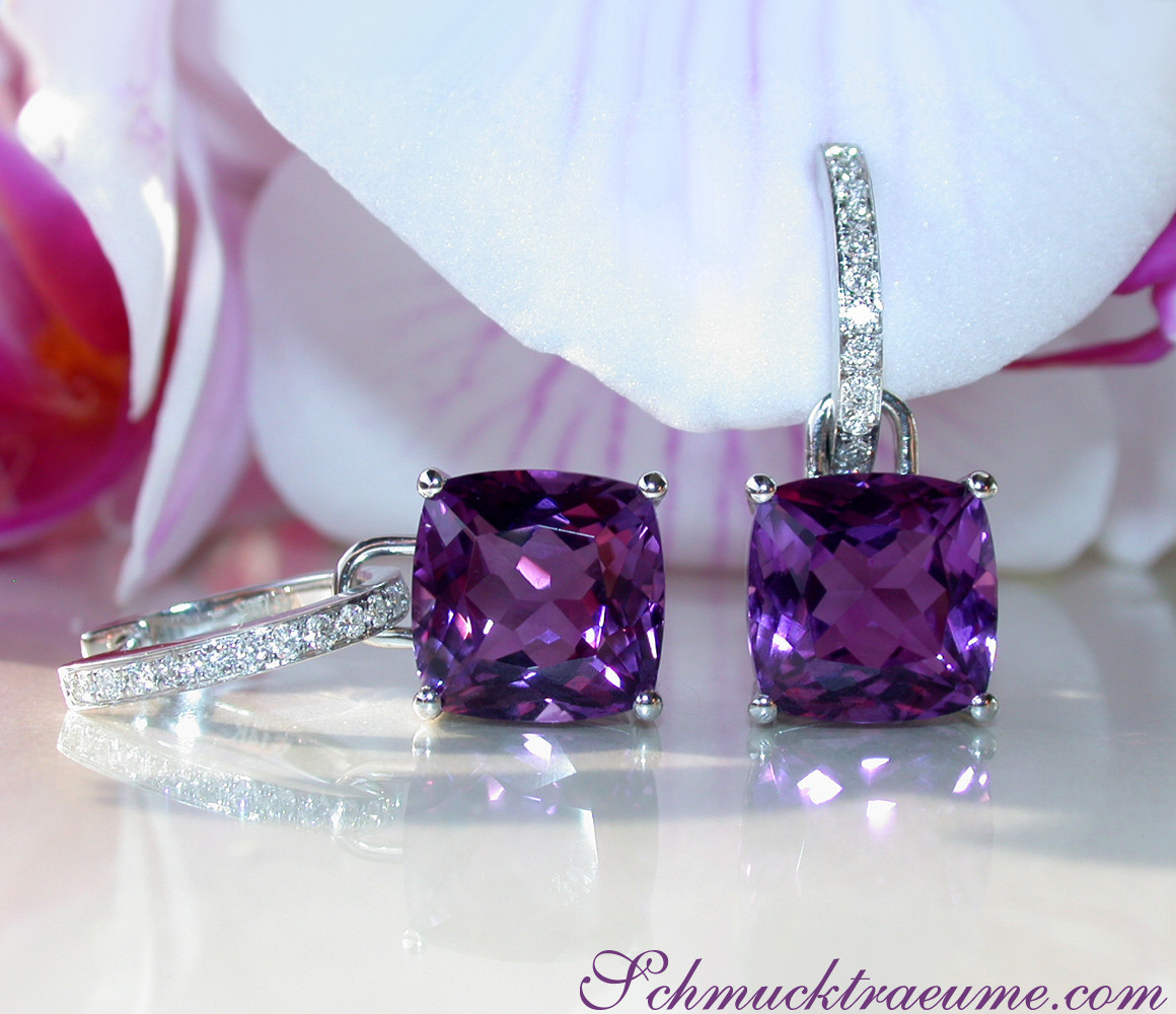 Weißgold Ohrringe mit Amethyst und Diamanten, Detailaufnahme