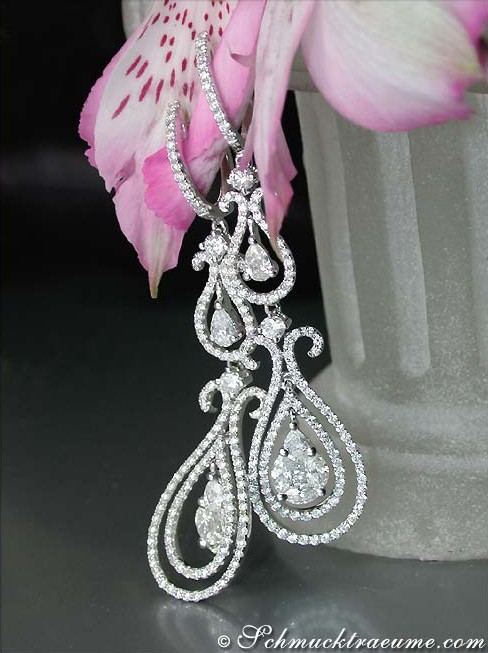 Illusion-Design-Ohrgehänge mit 2.280 Karat TW VS Diamanten in Weißgold