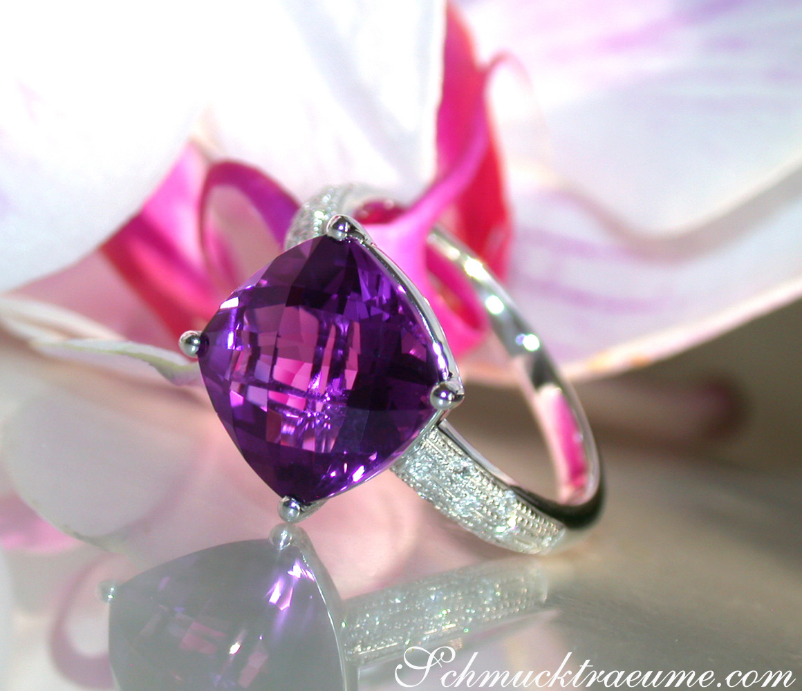 Charmanter Amethyst Ring mit Diamanten - Image 4