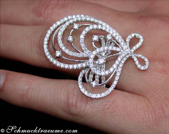 Verspielter Diamanten Ring in bezauberndem Design - Image 4