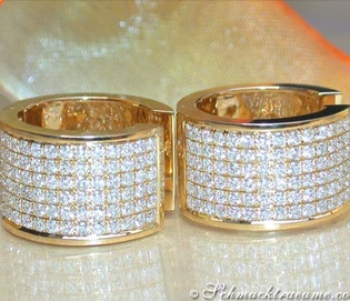 Goldene Creolen mit 2.150 Karat TW VS1 Diamanten