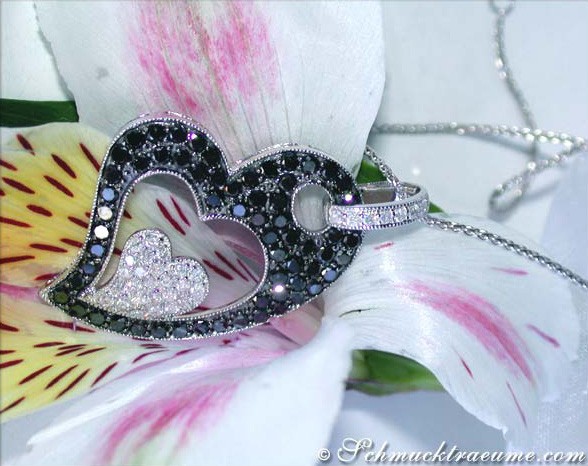 Charmanter Herz Anhänger mit schwarzen Diamanten - Image 3