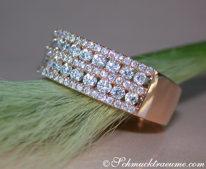 Roségold Bandring mit Brillanten - eleganter Diamantring