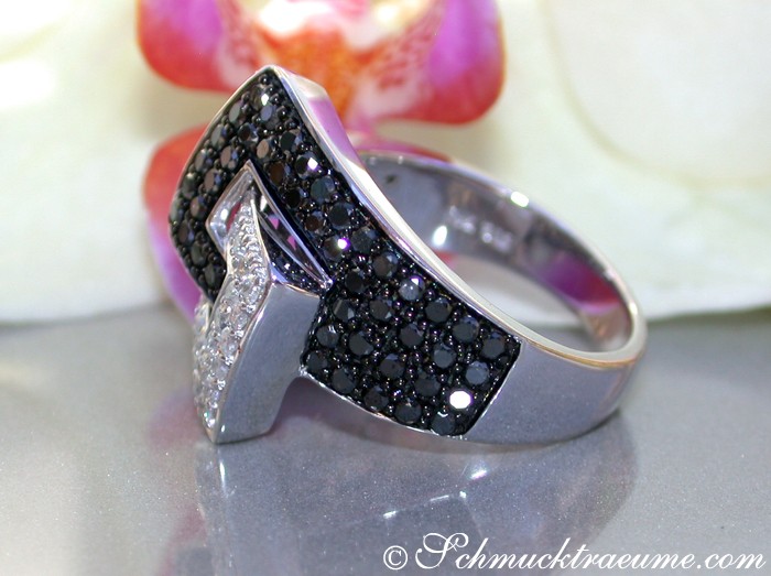 Extravaganter Gürtel Ring mit schwarzen Diamanten - Image 10