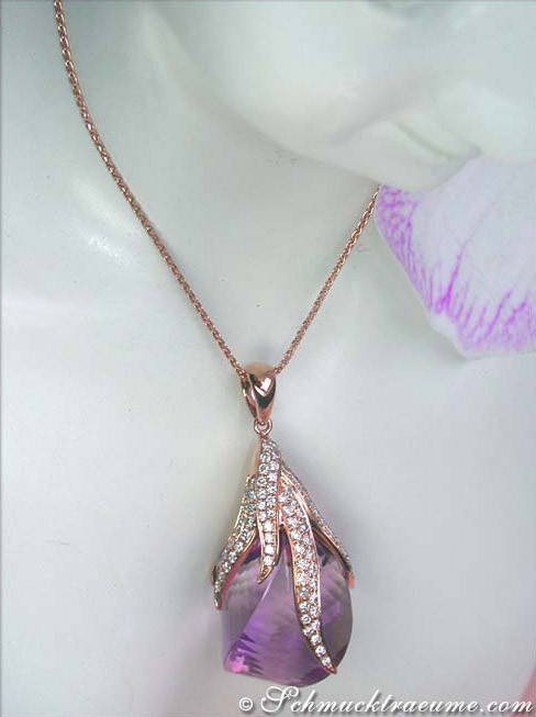 Stattlicher Amethyst Anhänger mit Brillanten - Image 3