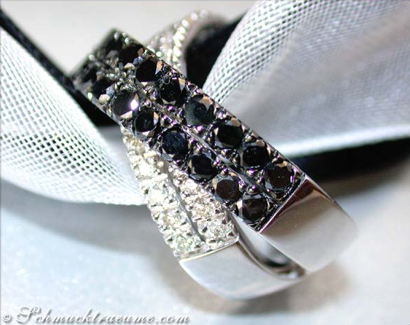 Schlichter schwarze Diamanten Ring - Image 4