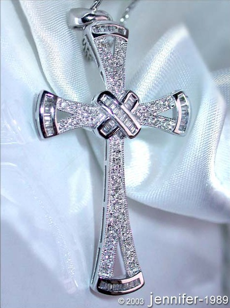 Weißgold 585 Kreuz Anhänger mit 0.500 Karat Diamanten