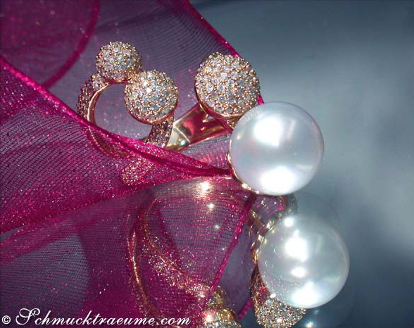 Sensationeller Südseeperle Ring mit Brillanten Pavé Kugeln - Image 3